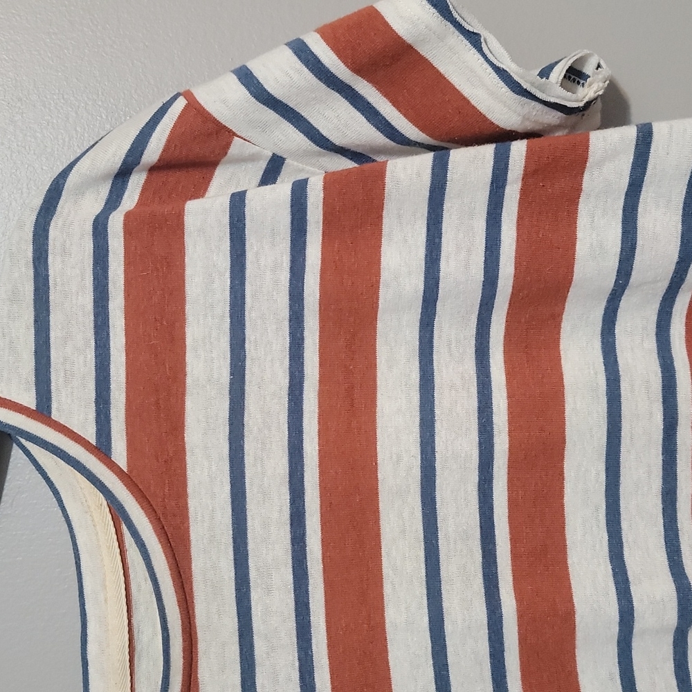 TEE SIZE MEDIUM - Picture 2 of 2
